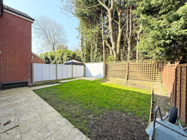 Barnes Close, Kibworth Beauchamp, Leicester, Leicestershire, LE8 0ES