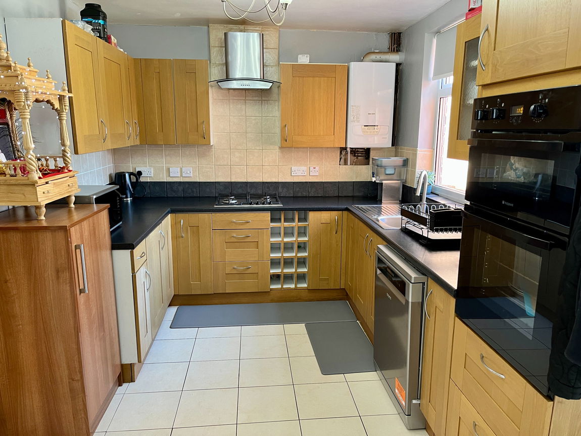 Stonehill Avenue, Birstall, Leicester, LE4 4JF