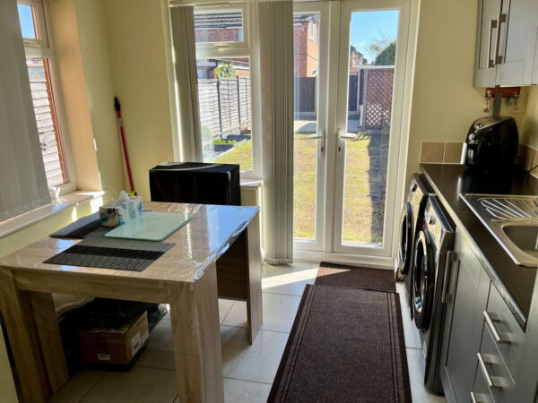 Stonehill Avenue, Birstall, Leicester, LE4 4JF