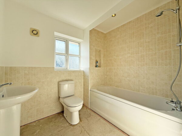Morse Way, Desborough, Kettering, Northamptonshire, NN14 2GL