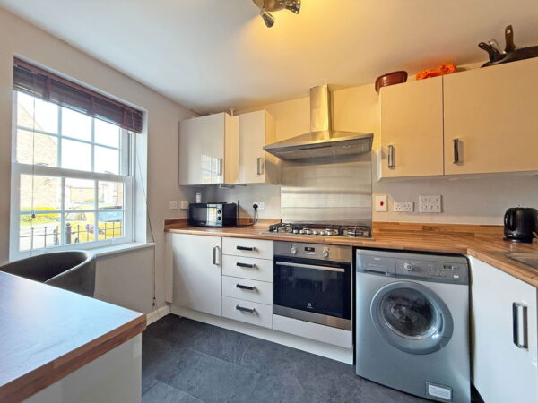 Lewis Close, Kempston, Bedford, Bedfordshire, MK42 7FX