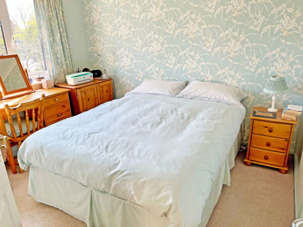 Loughborough Road, Rothley, Leicester, LE7 7NJ