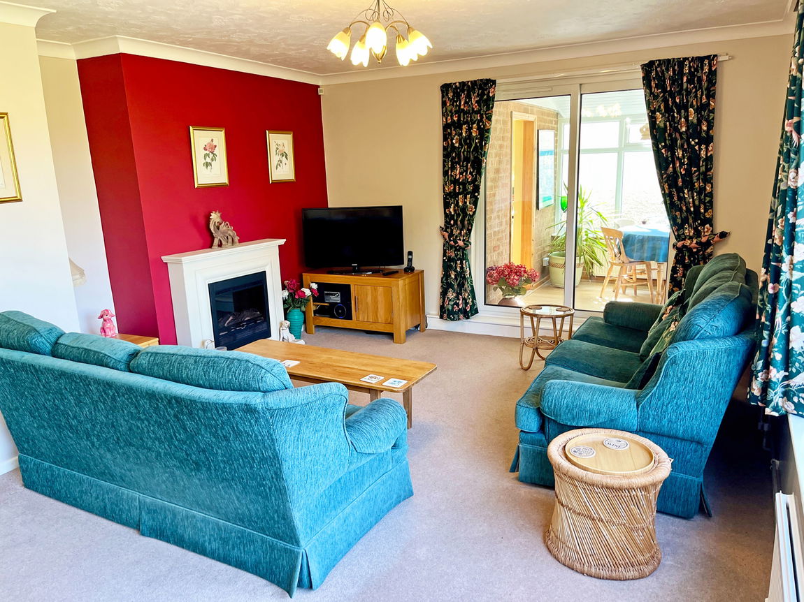 Loughborough Road, Rothley, Leicester, LE7 7NJ