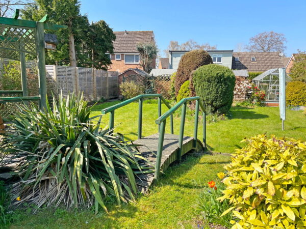 Loughborough Road, Rothley, Leicester, LE7 7NJ