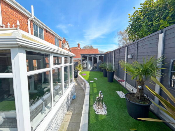 Brewster Lane, Wainfleet, Skegness, Lincolnshire, PE24 4LS