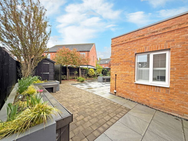 Angell Drive, Market Harborough, Leicestershire, LE16 9JE