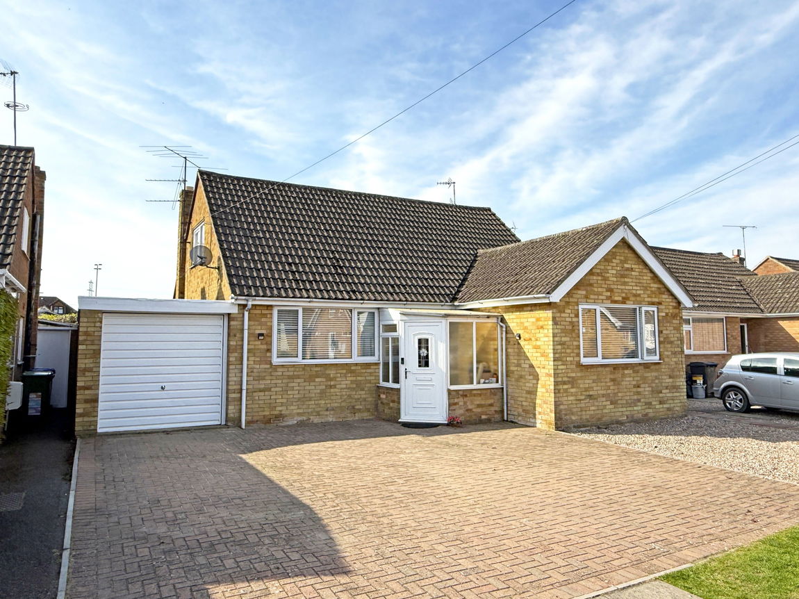 Victoria Road, Cogenhoe, Northamptonshire, NN7 1NE