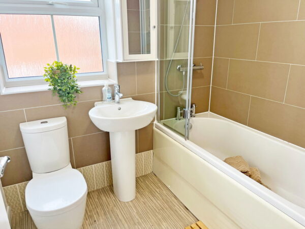 Maclaren Todd Close, Queniborough, Leicester, LE7 2FL