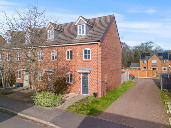 Burberry Avenue, Hucknall, Nottingham, Nottinghamshire, NG15 7EZ