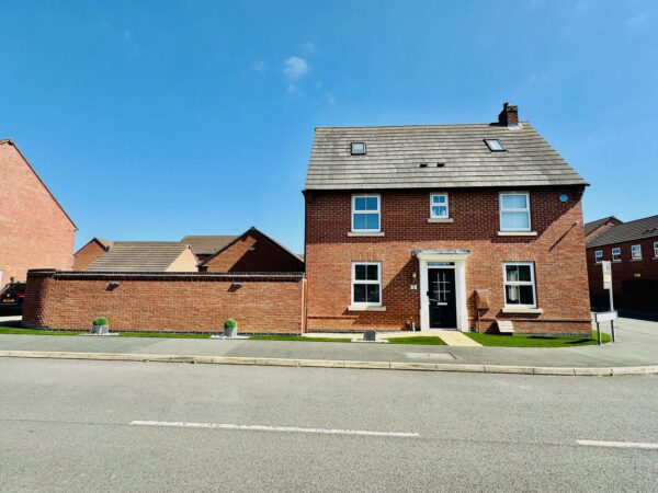 Maclaren Todd Close, Queniborough, Leicester, LE7 2FL