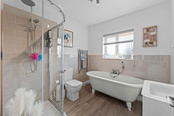 Long Meadow Hill, Lowdham, Nottingham, NG14 7DB