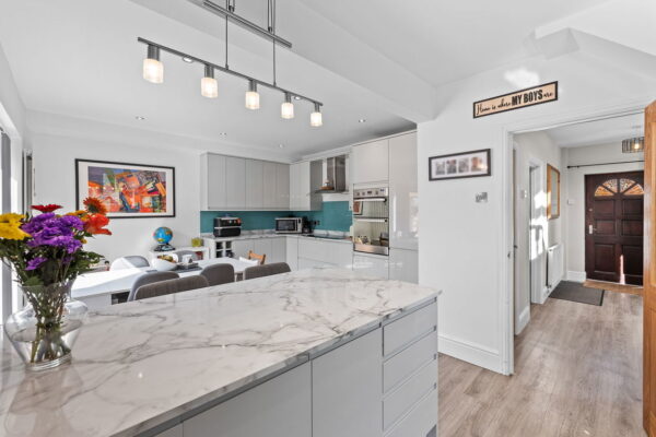 Long Meadow Hill, Lowdham, Nottingham, NG14 7DB