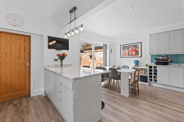 Long Meadow Hill, Lowdham, Nottingham, NG14 7DB