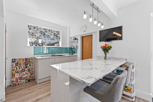 Long Meadow Hill, Lowdham, Nottingham, NG14 7DB