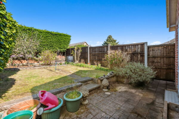 Verder Grove, Nottingham, Nottinghamshire, NG5 9BH