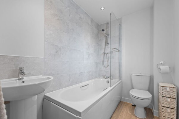 Hughes Lane, Gedling, Nottingham, NG4 4NB