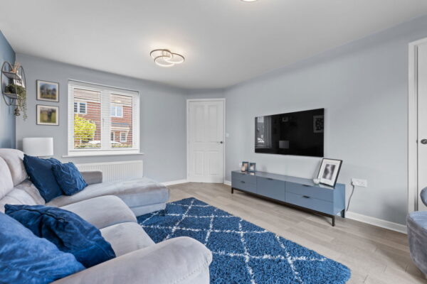 Hughes Lane, Gedling, Nottingham, NG4 4NB