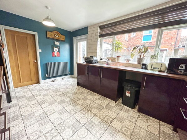 Moreland Avenue, Sutton-on-Sea, Mablethorpe, Lincolnshire, LN12 2HL