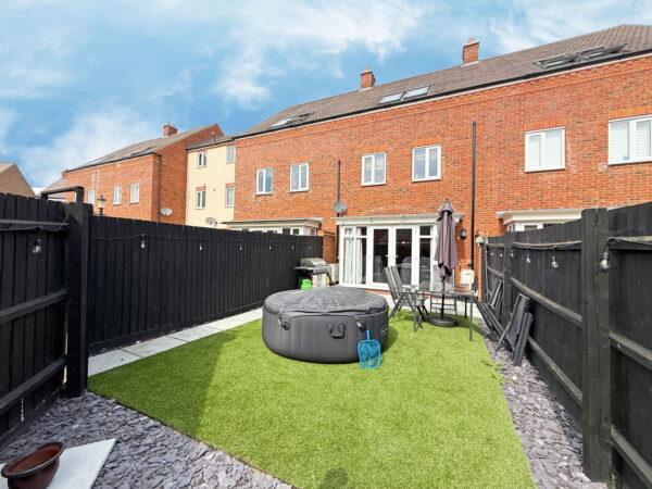 Lewis Close, Kempston, Bedford, Bedfordshire, MK42 7FX