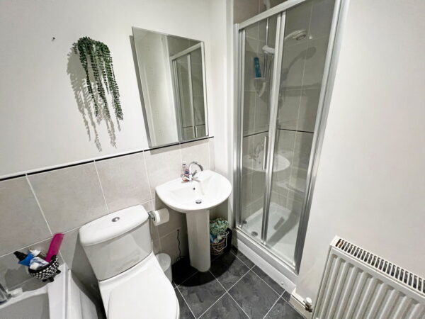 Pickering Place, Burbage, Hinckley, LE10 2FJ