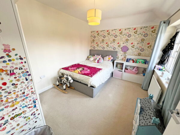 Ferry Pickering Close, Hinckley, LE10 0YN