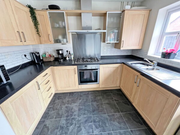 Pickering Place, Burbage, Hinckley, LE10 2FJ