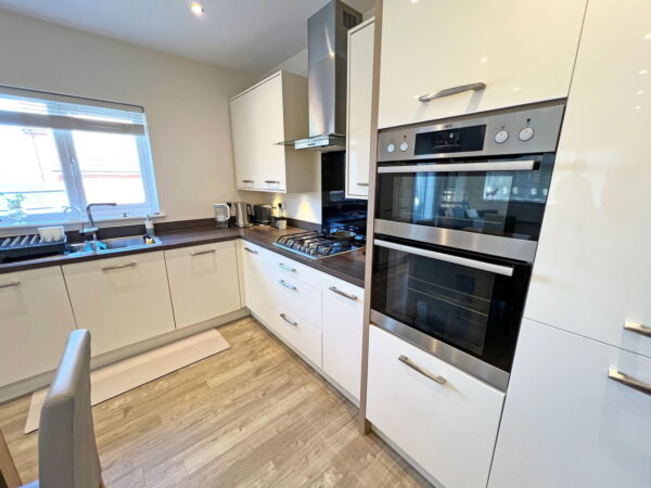 Ferry Pickering Close, Hinckley, LE10 0YN