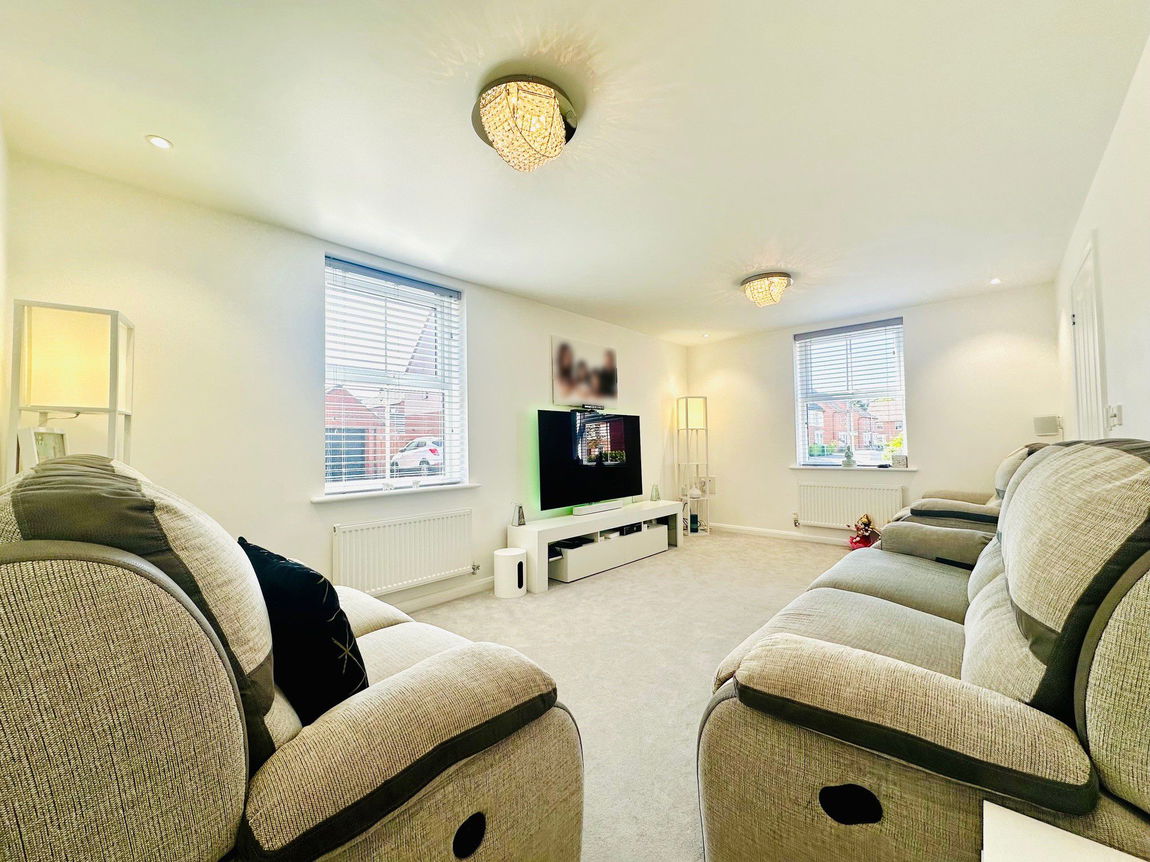 Maclaren Todd Close, Queniborough, Leicester, LE7 2FL