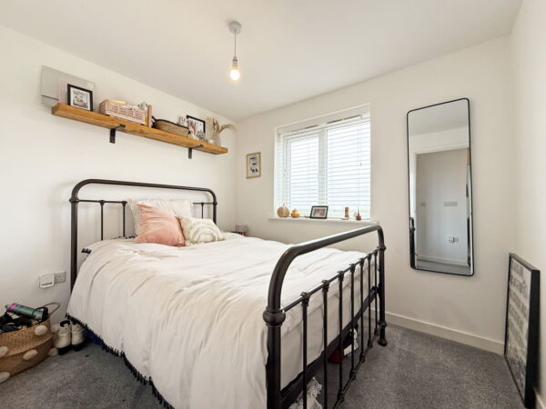 Tigers Road, Fleckney, LE8