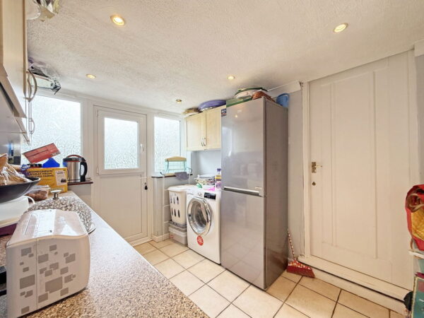 Bradshaw Way, Irchester, NN29 7DW