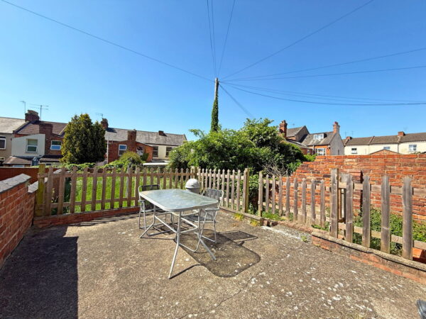 St. Michaels Avenue, Northampton, Northamptonshire, NN1 4JQ