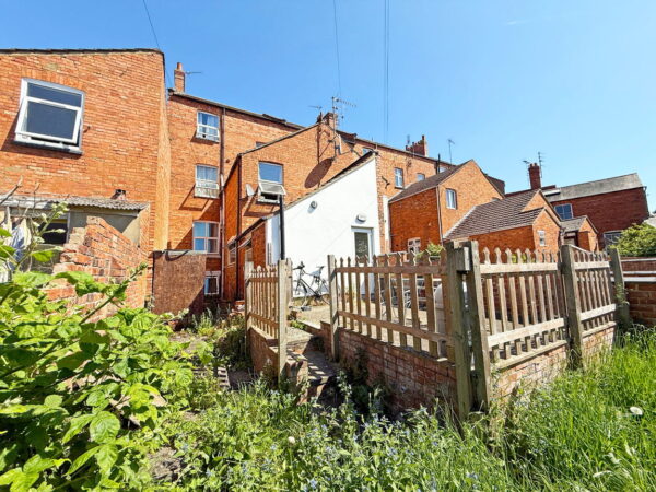 St. Michaels Avenue, Northampton, Northamptonshire, NN1 4JQ
