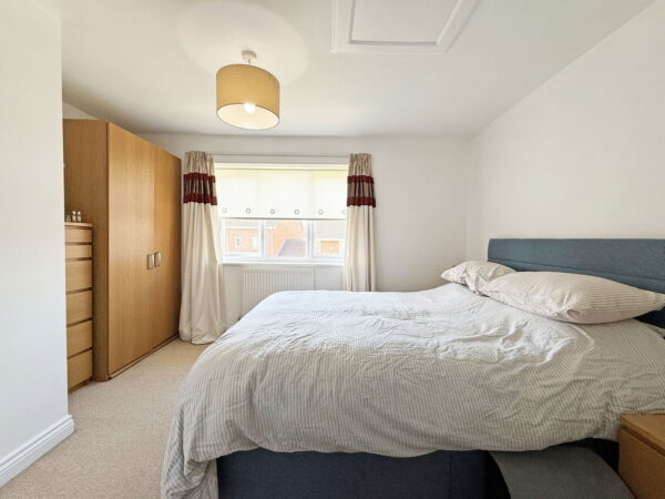 Starling Close, Corby, NN18 8FL