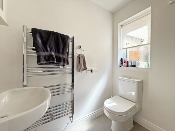 Starling Close, Corby, NN18 8FL