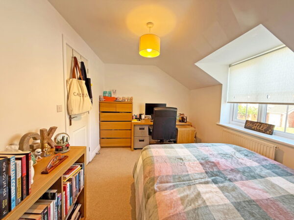 Starling Close, Corby, NN18 8FL
