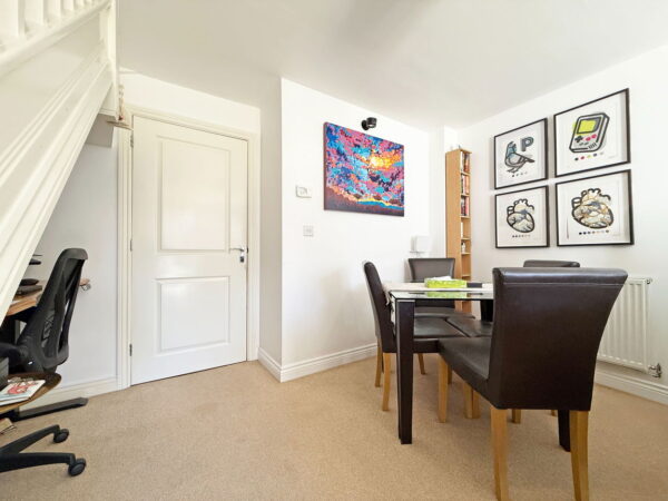 Starling Close, Corby, NN18 8FL