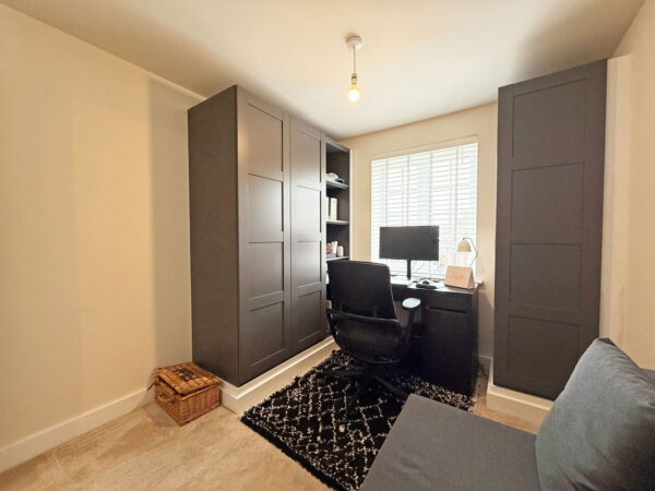 Clarkes Ave, Lubenham View, Market Harborough, Leicestershire, LE16 9NJ