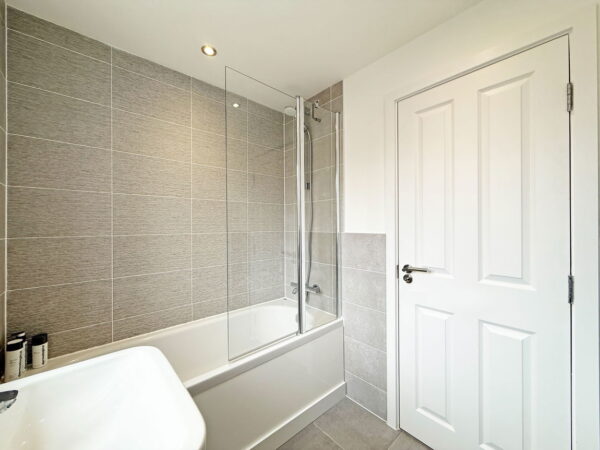 Clarkes Ave, Lubenham View, Market Harborough, Leicestershire, LE16 9NJ