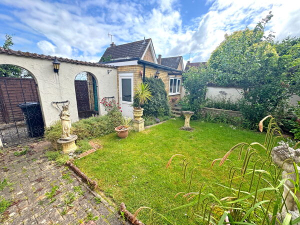 Glebe Road, Cogenhoe, NN7 1NR