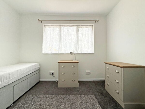 Dingle Road, Rushden, Northamptonshire, NN10 6RX