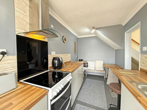 Dingle Road, Rushden, Northamptonshire, NN10 6RX