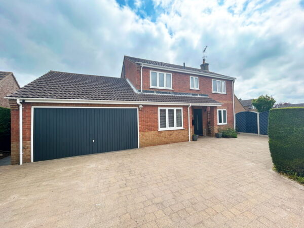 Bayes Road, Skegness, Lincolnshire, PE25 3AN