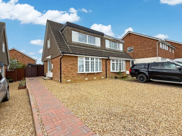 Dingle Road, Rushden, Northamptonshire, NN10 6RX