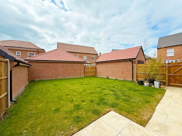 Harrow Close, Lubenham View, Market Harborough, Leicestershire, LE16 9YP