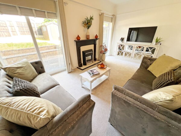 Beechfield Close, Great Glen, Leicester, LE8 9EU