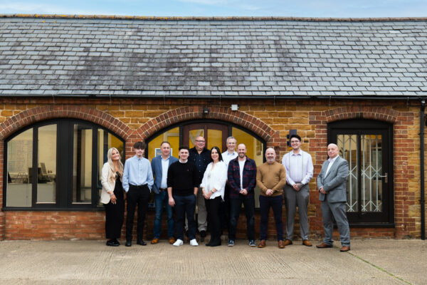 HomeMove Estate Agents wins Best in Postcode Award  for Customer Service!
