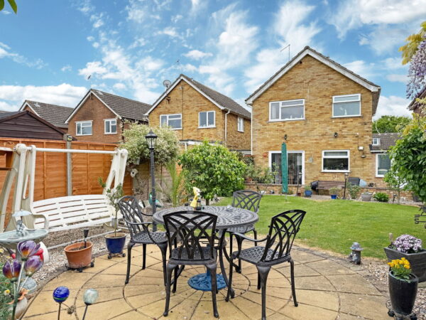Bradshaw Way, Irchester, NN29 7DW