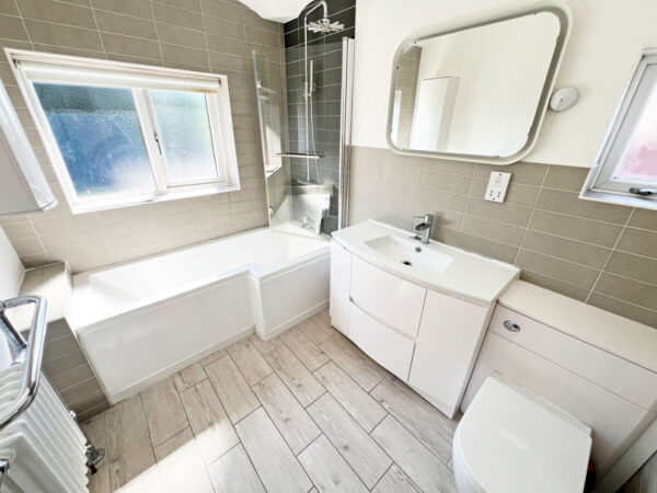 Bakewell Road, Wigston, Leicestershire, LE18 1FF