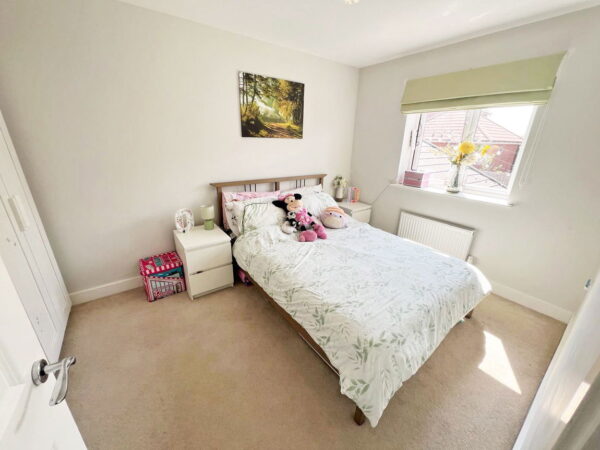 Usherwood Way, Hugglescote, LE67 2HN