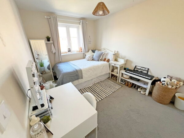 Tay Road, Lubbesthorpe, Leicester, LE19 4BF